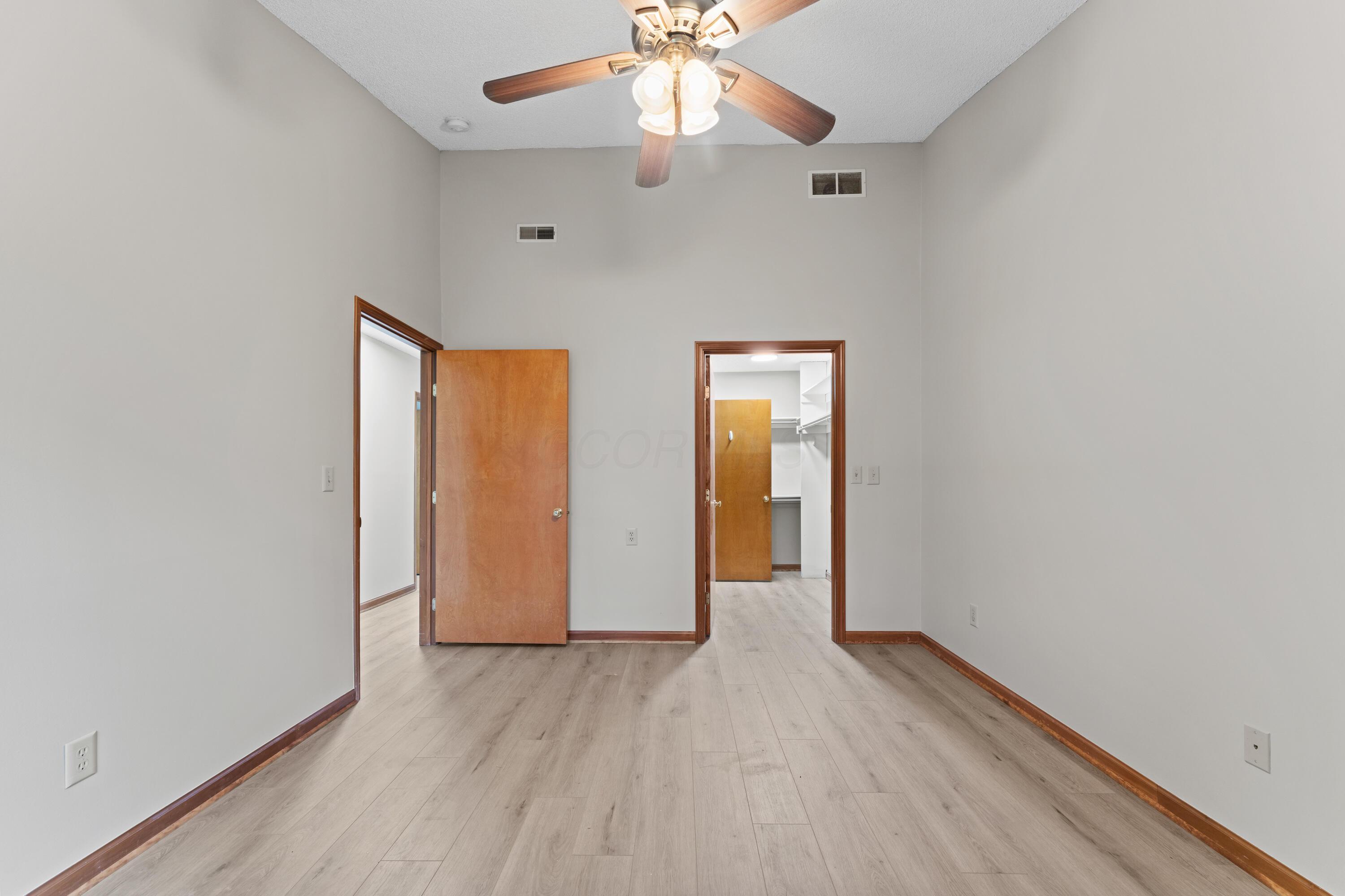478 Three Oaks Court