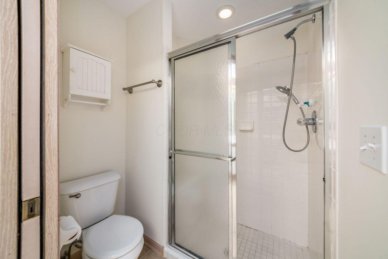 6323 Pinehurst Pointe
