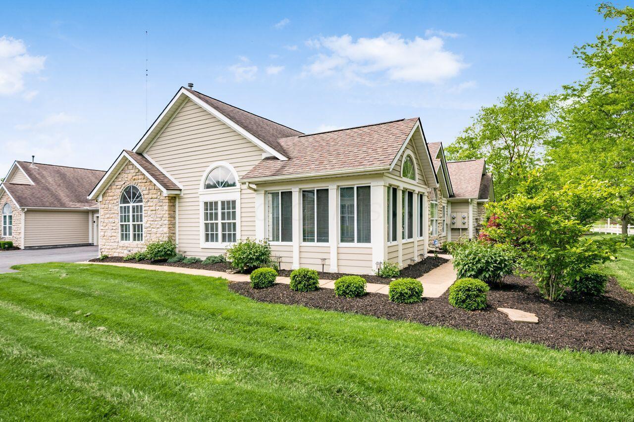 6323 Pinehurst Pointe