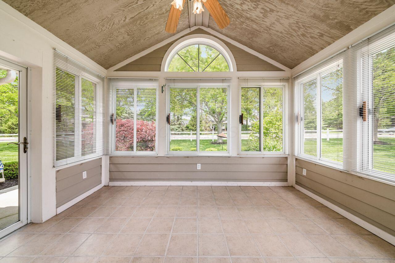 6323 Pinehurst Pointe