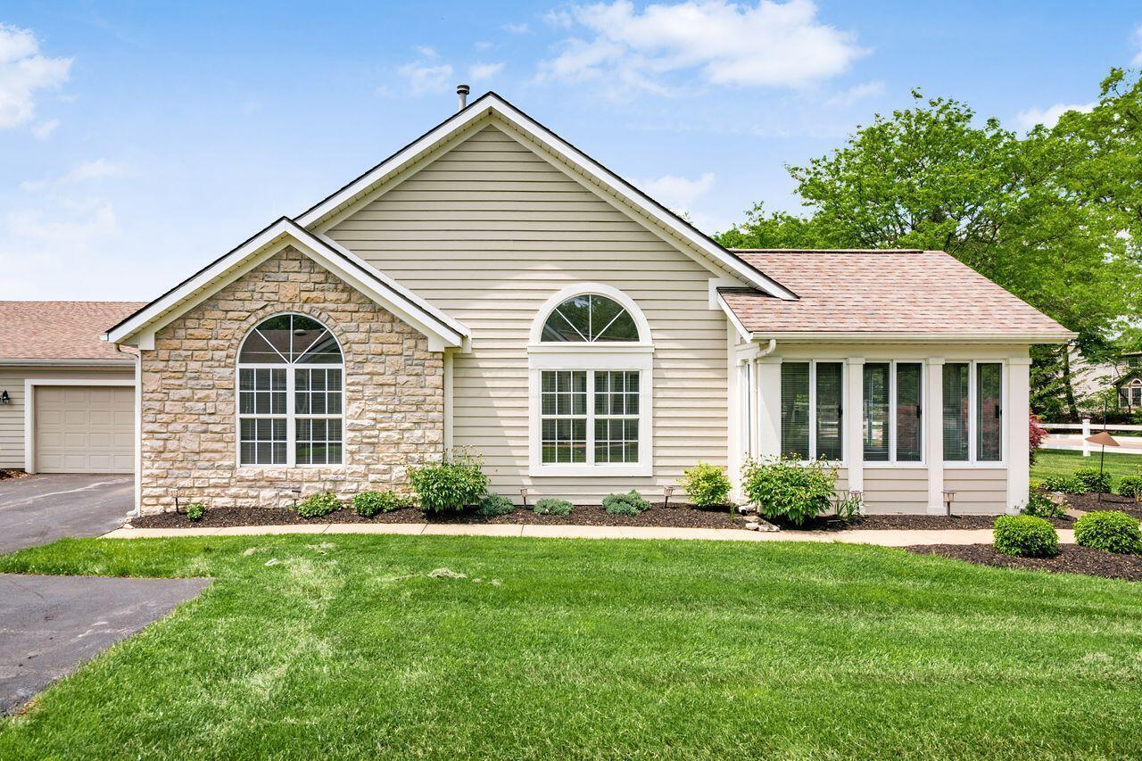 6323 Pinehurst Pointe