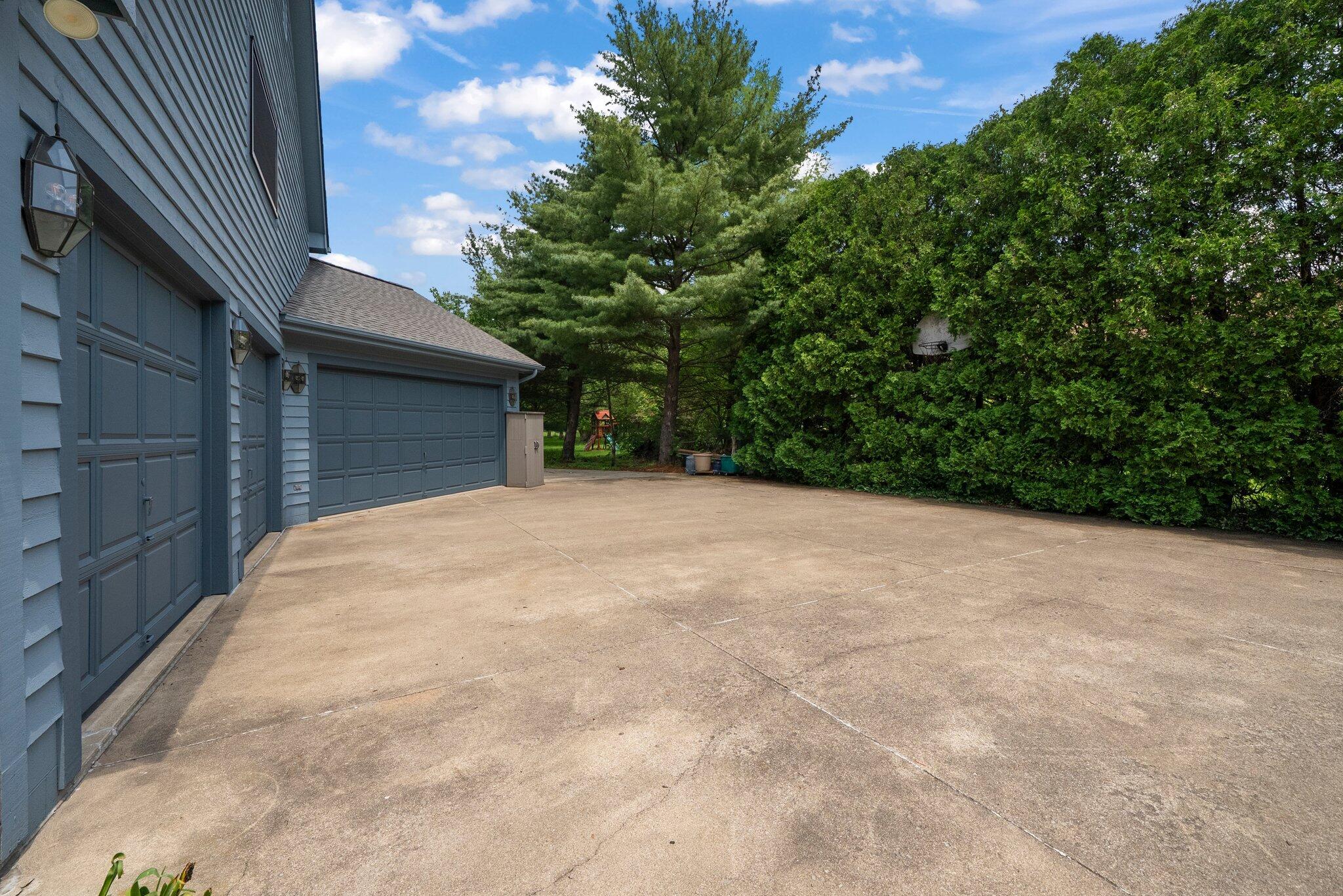 5657 Freeman Road