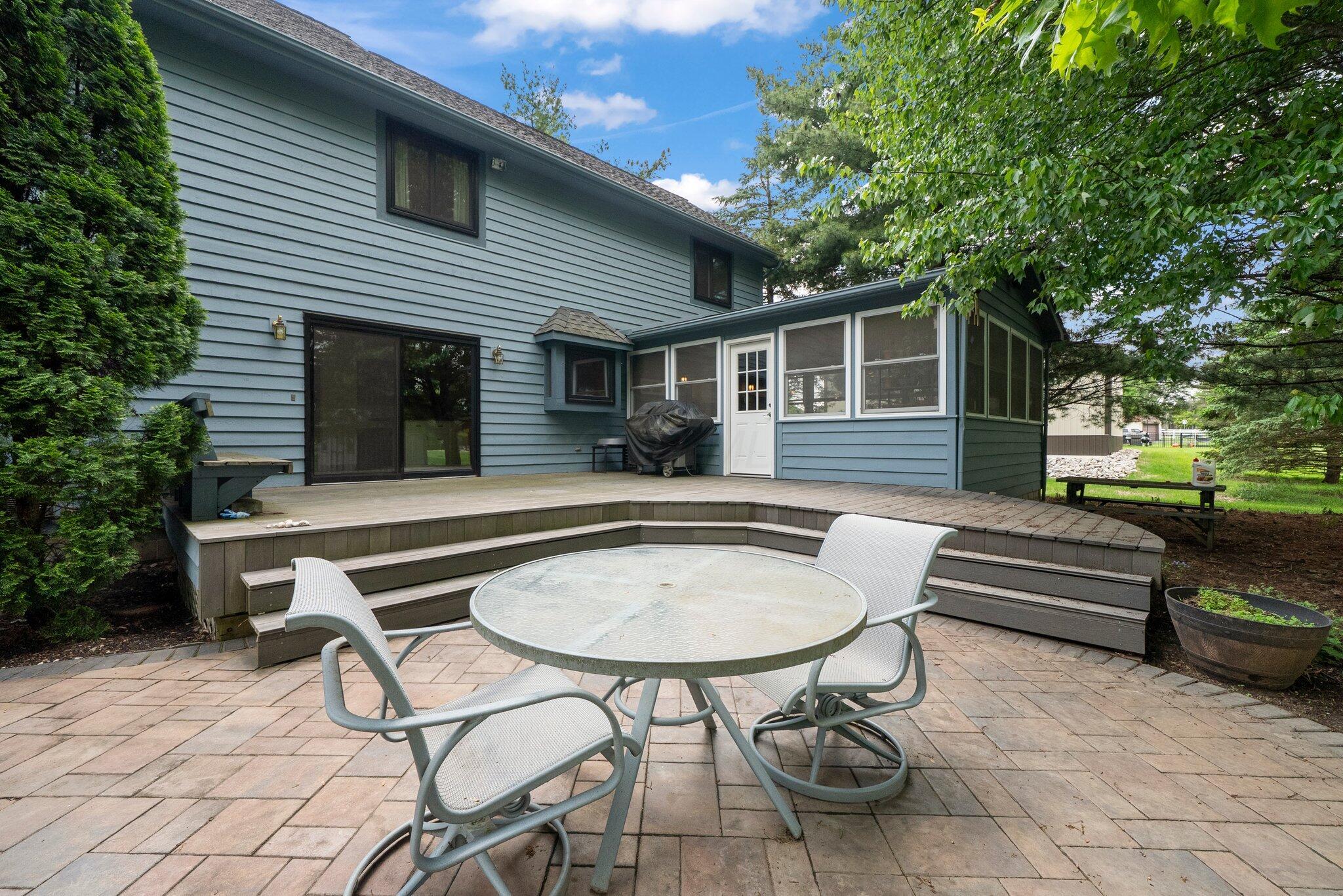 5657 Freeman Road