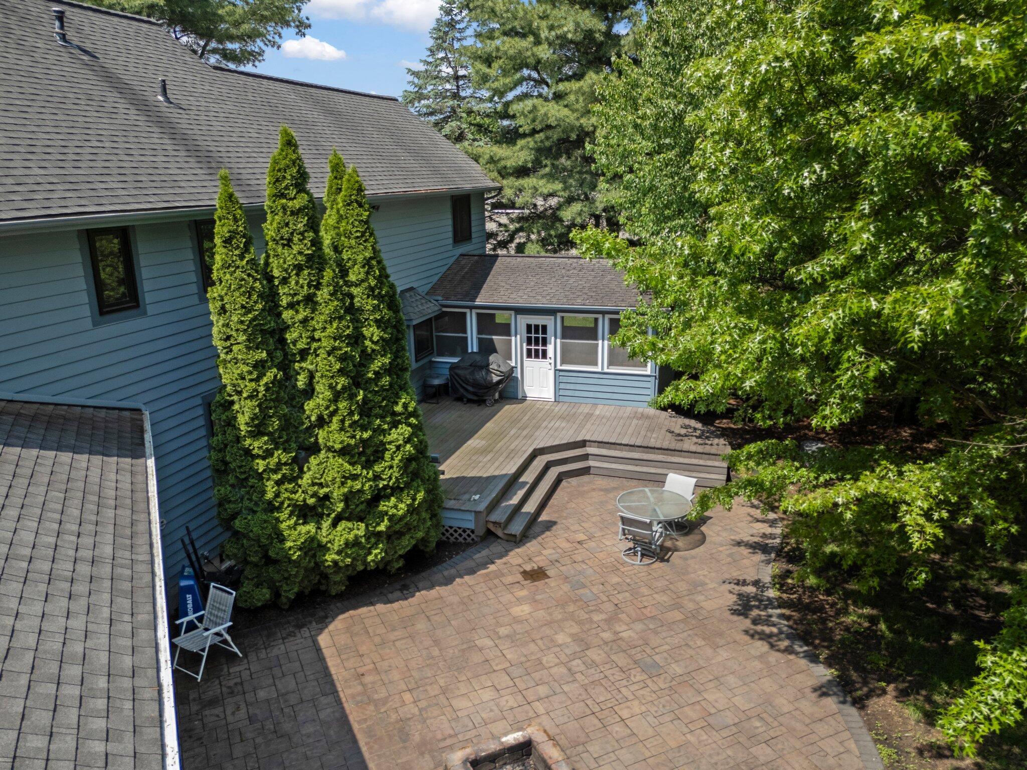 5657 Freeman Road