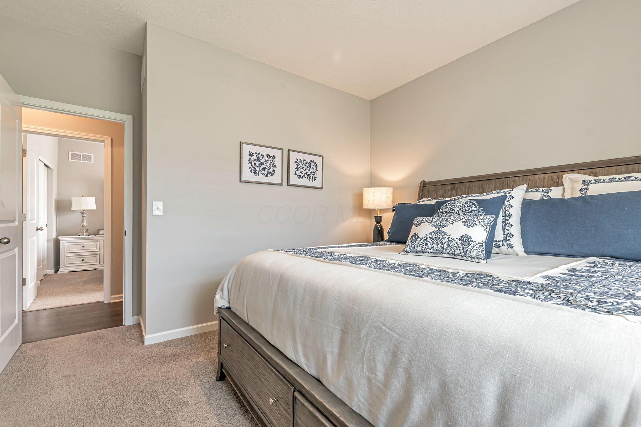 6401 Johnnycake Lane