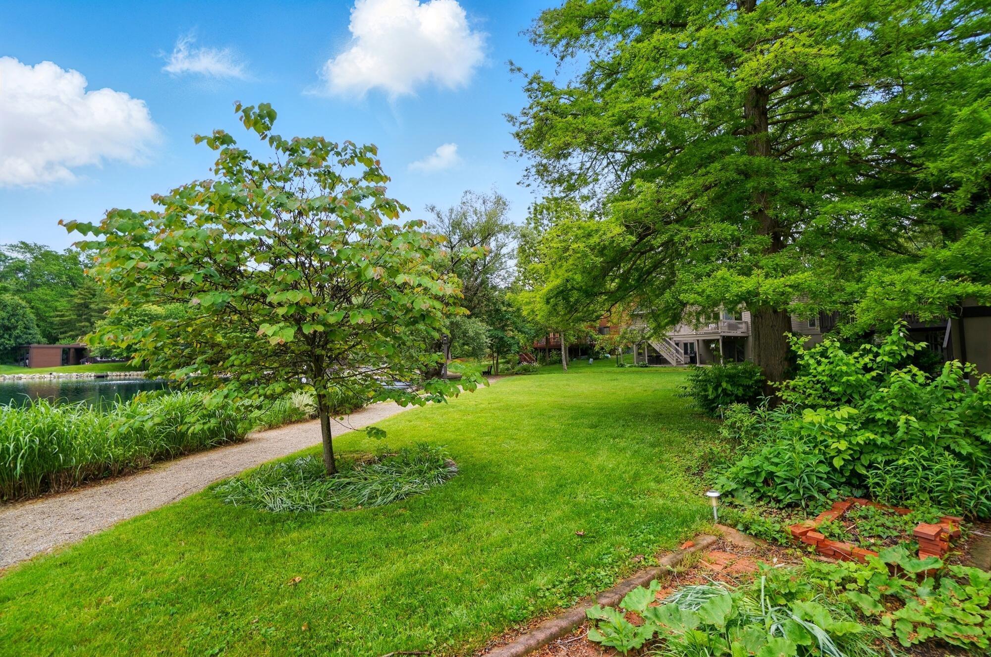 344 Lakeside Drive