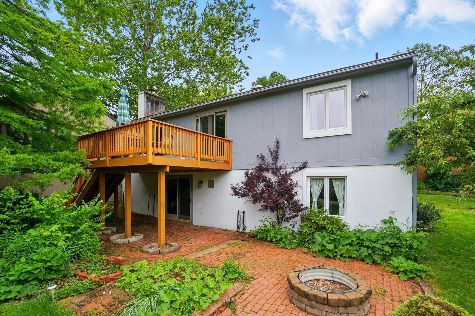 344 Lakeside Drive