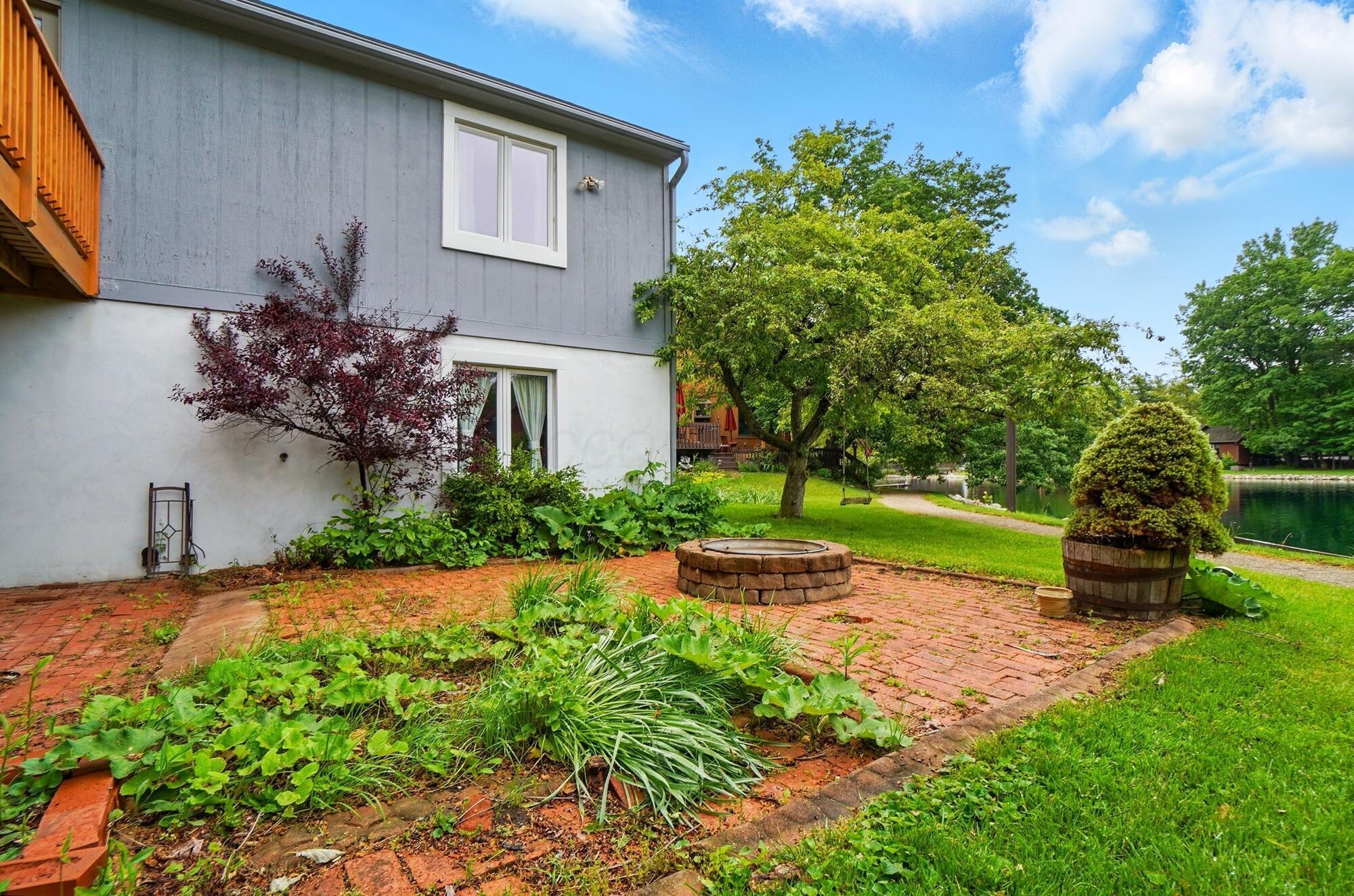344 Lakeside Drive