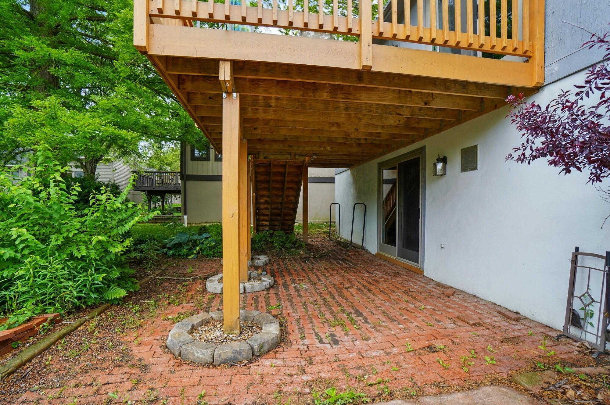 344 Lakeside Drive