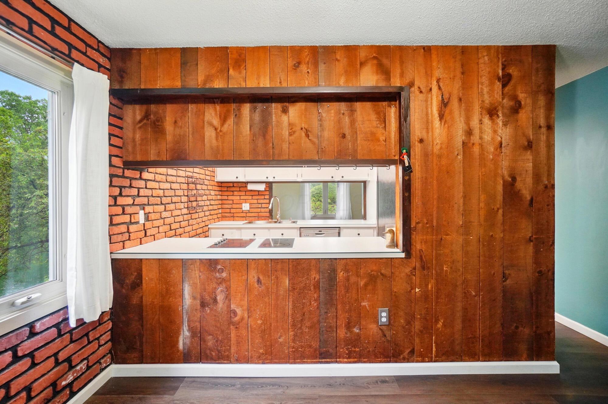 344 Lakeside Drive