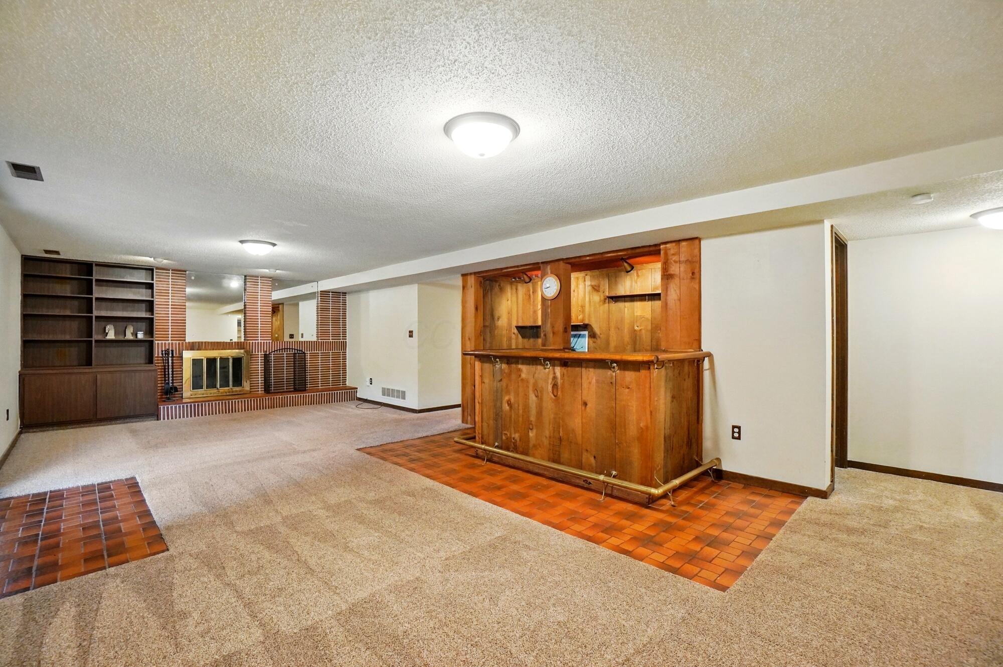 344 Lakeside Drive