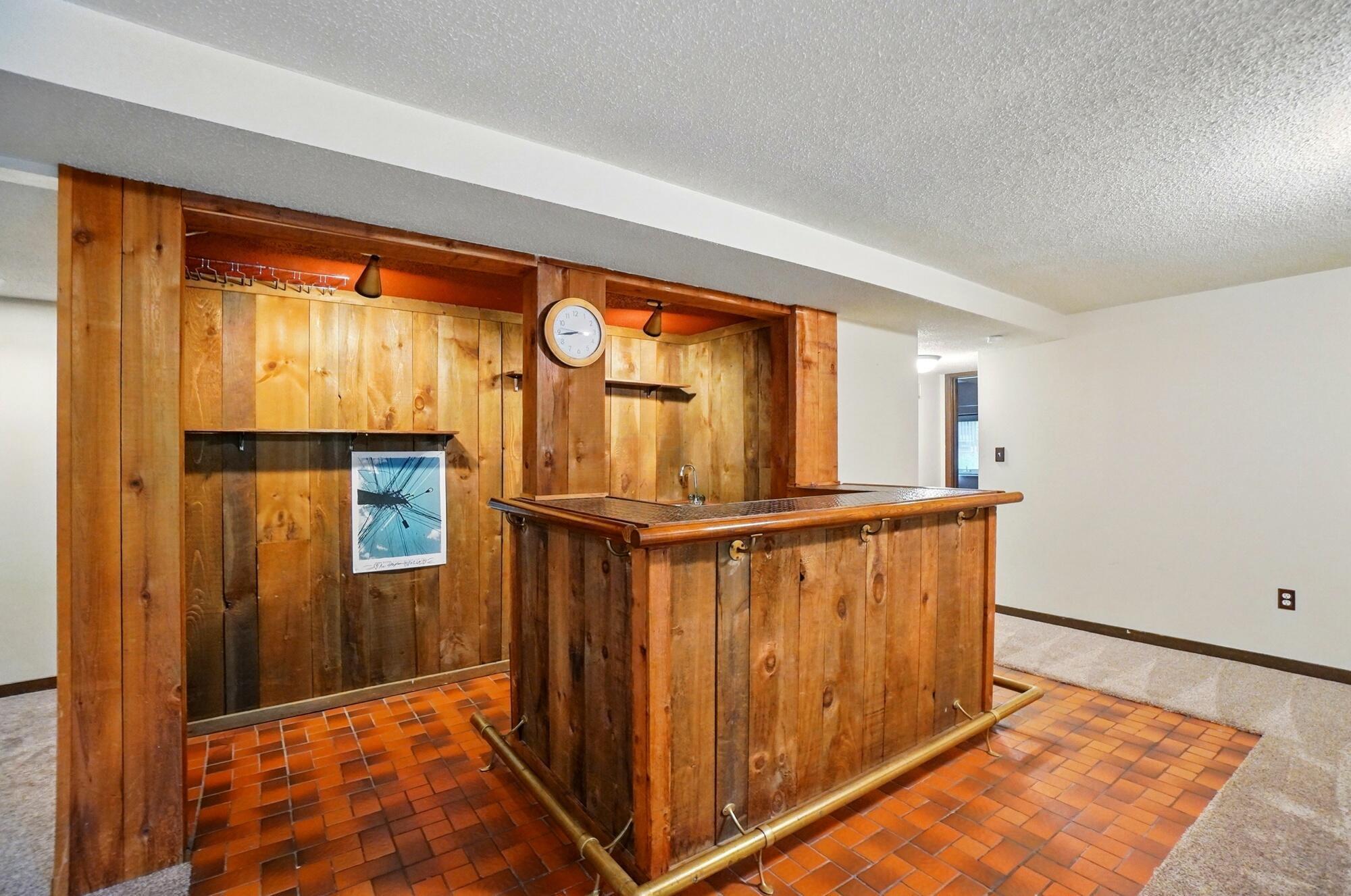 344 Lakeside Drive