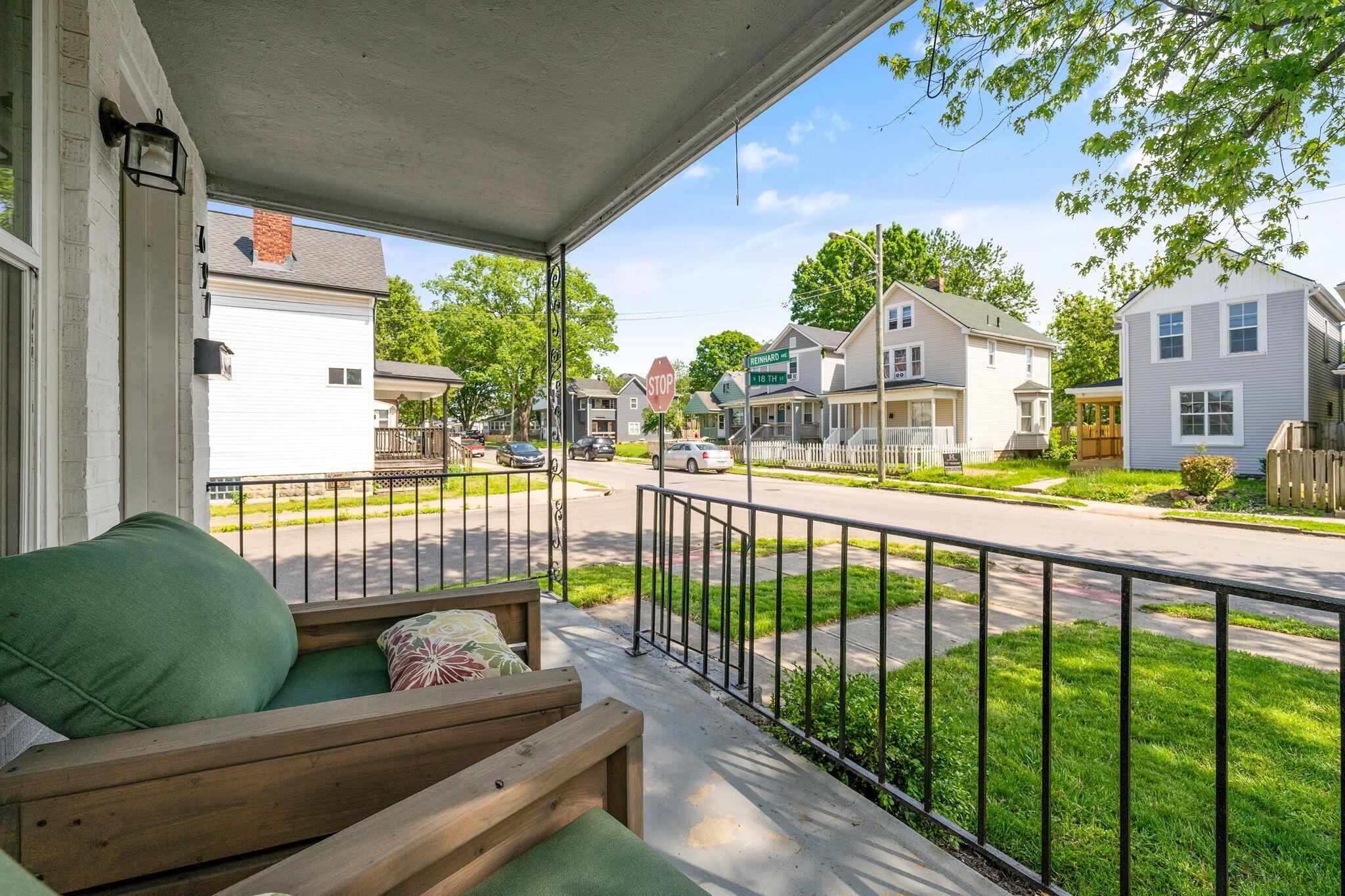 690 Reinhard Avenue