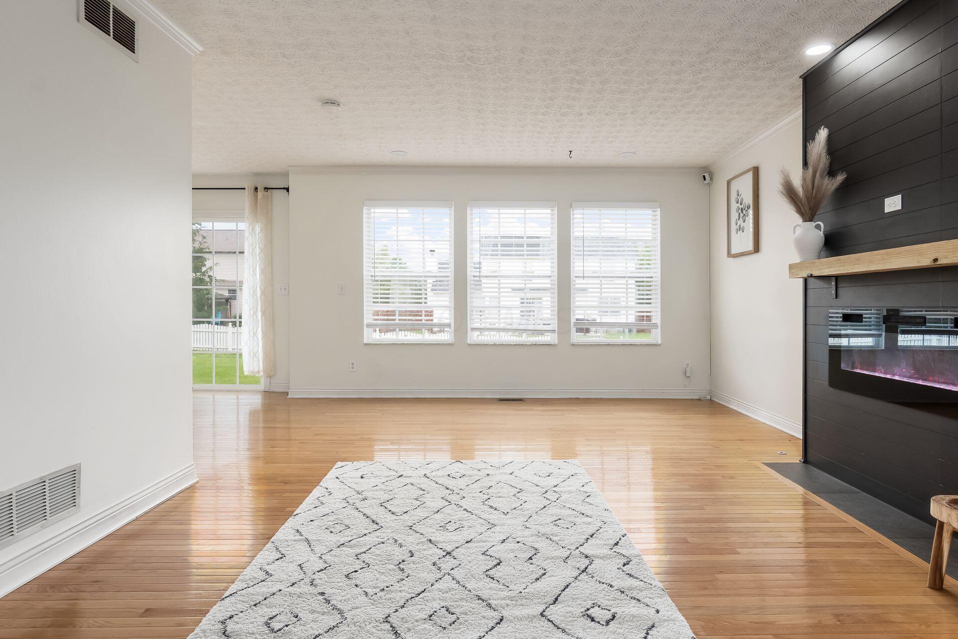 304 Leestone Court