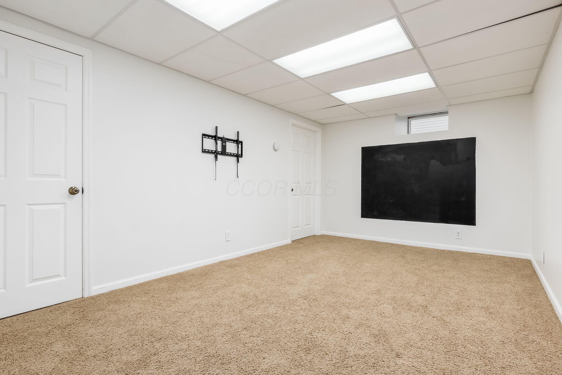 304 Leestone Court