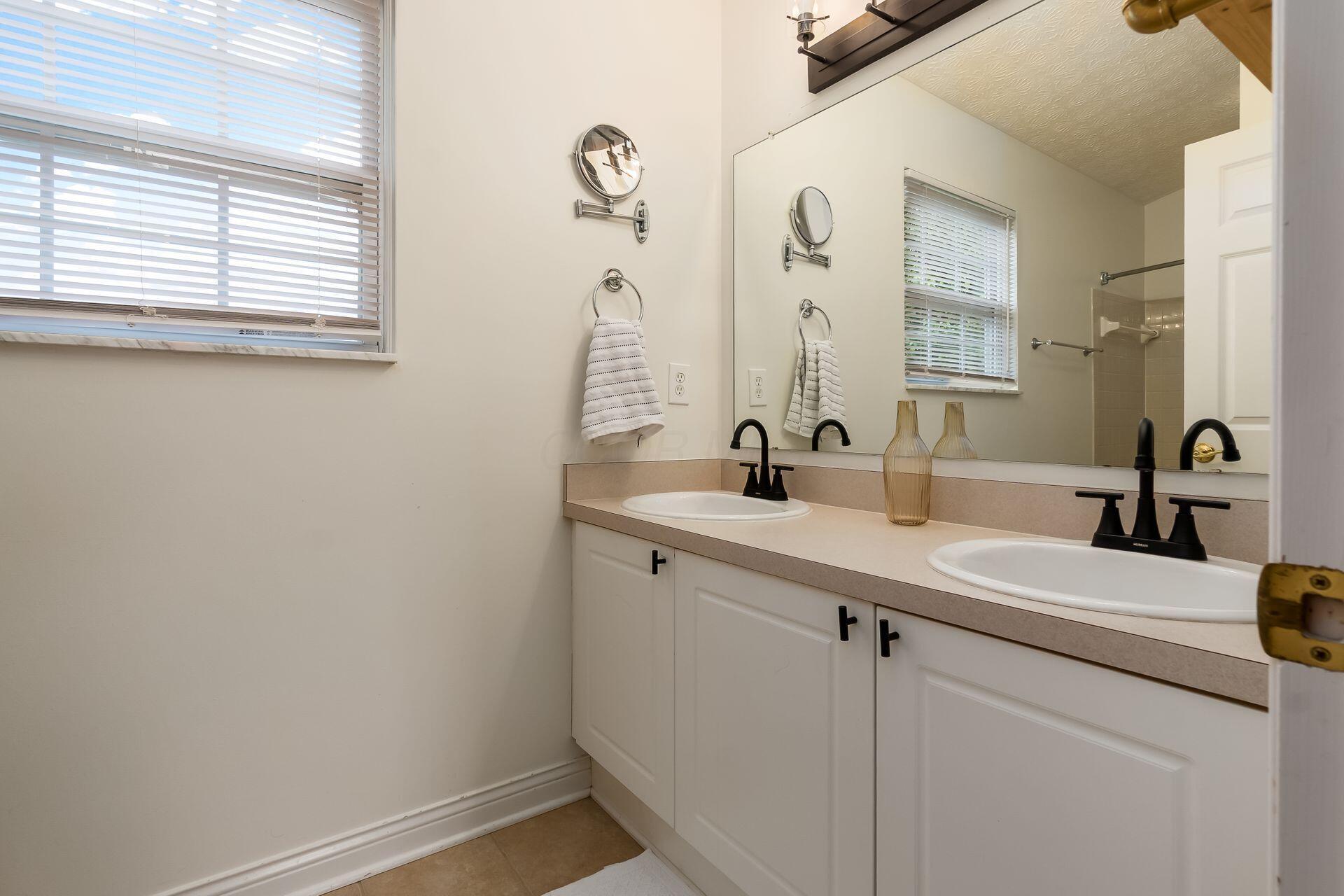 304 Leestone Court