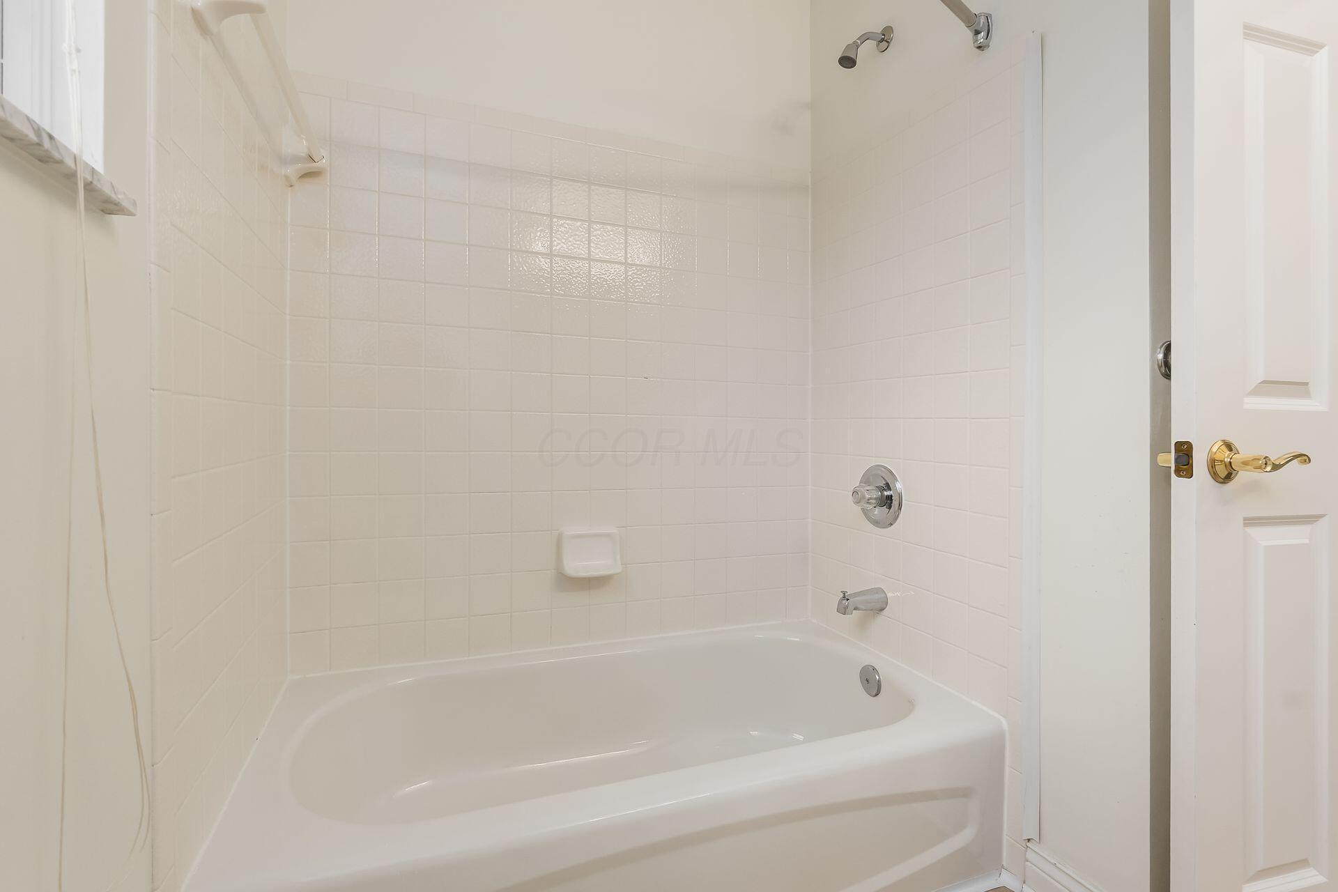 304 Leestone Court