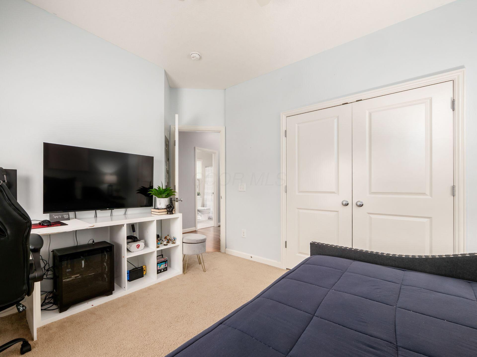 7879 Ashenden Drive
