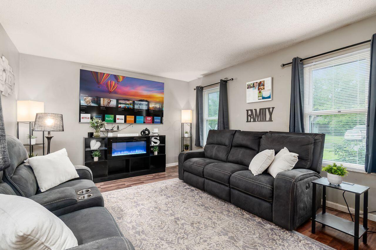 4419 Trindel Way