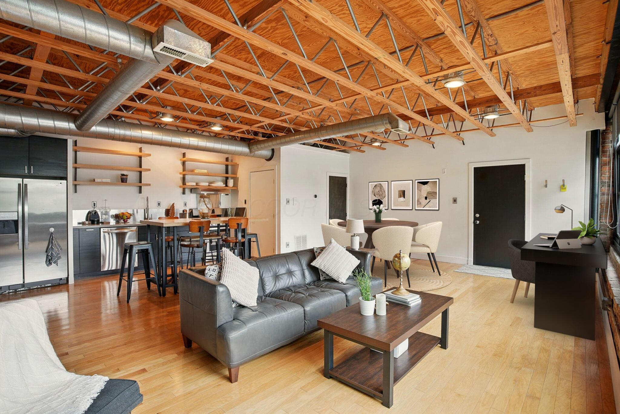 956 N High Street, Unit 2W