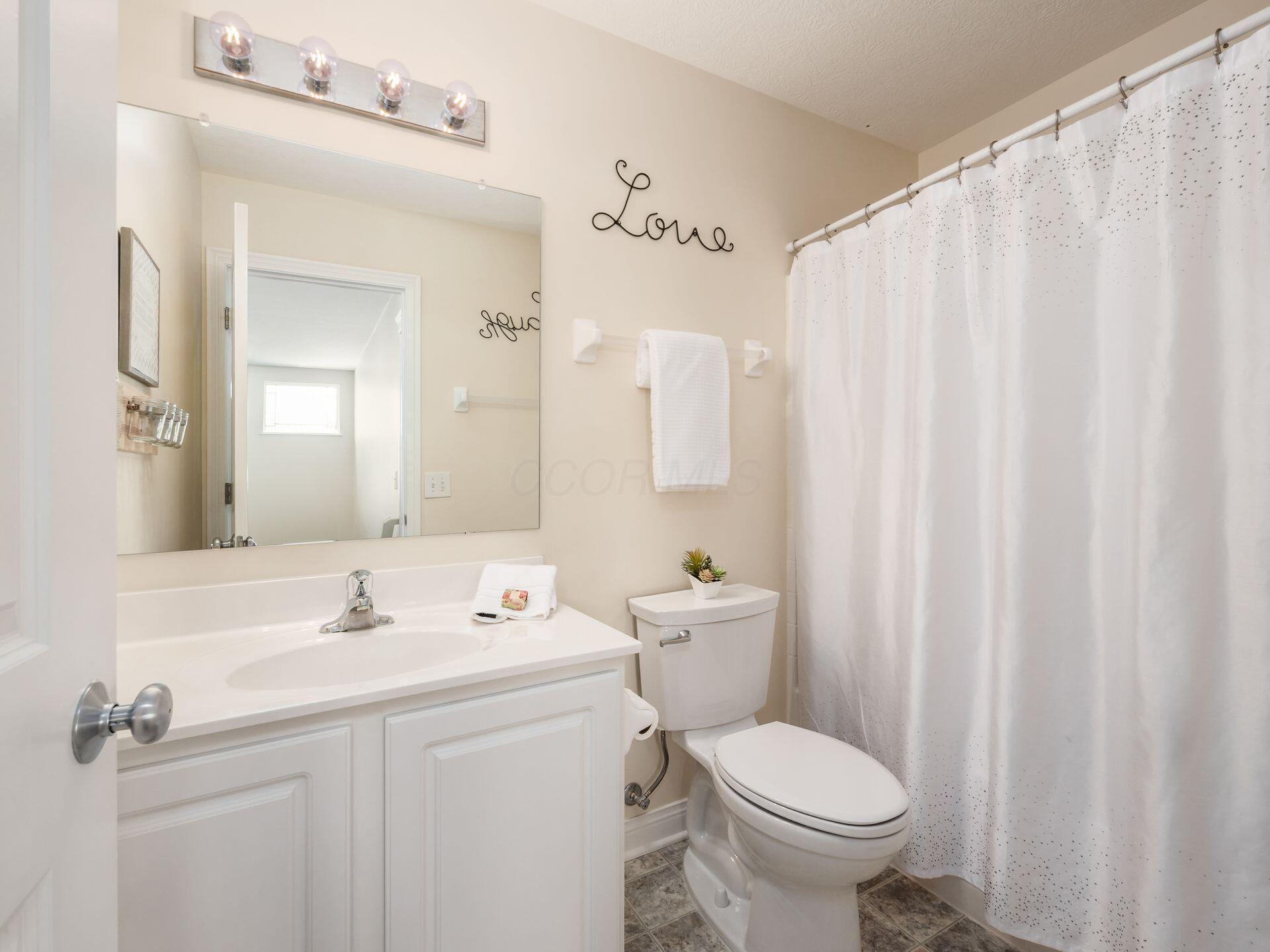 1146 Willow Oak Drive