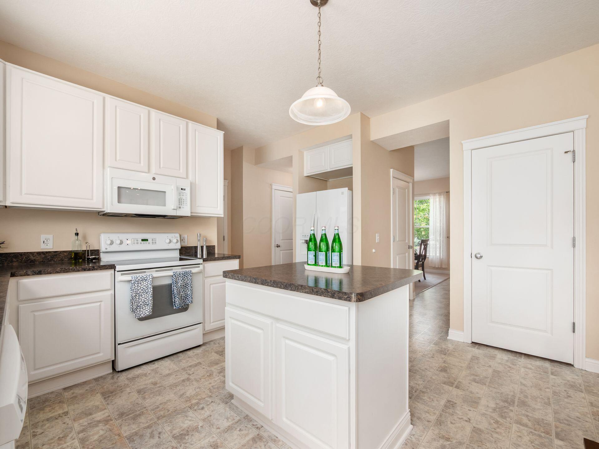 1146 Willow Oak Drive