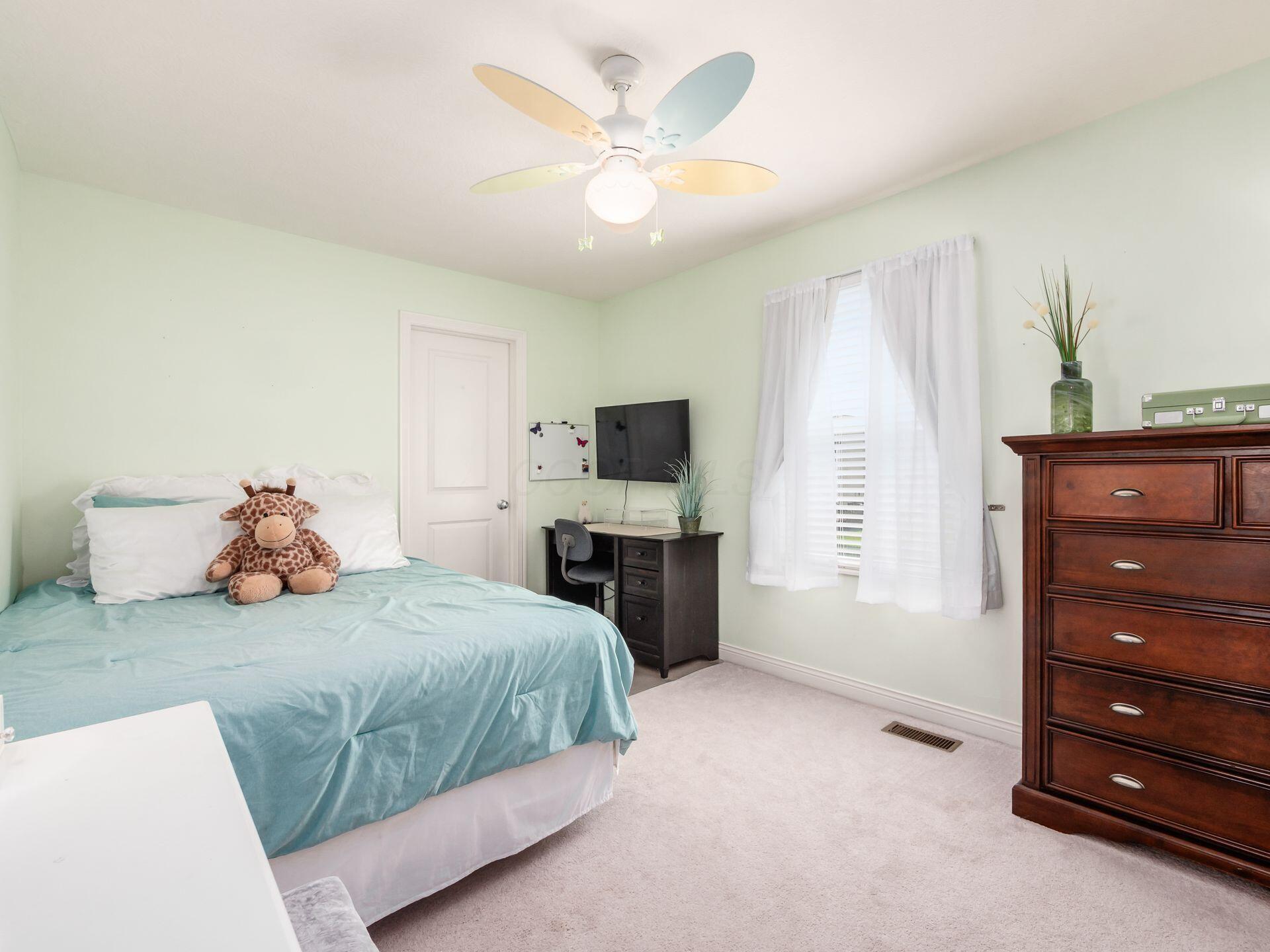 1146 Willow Oak Drive