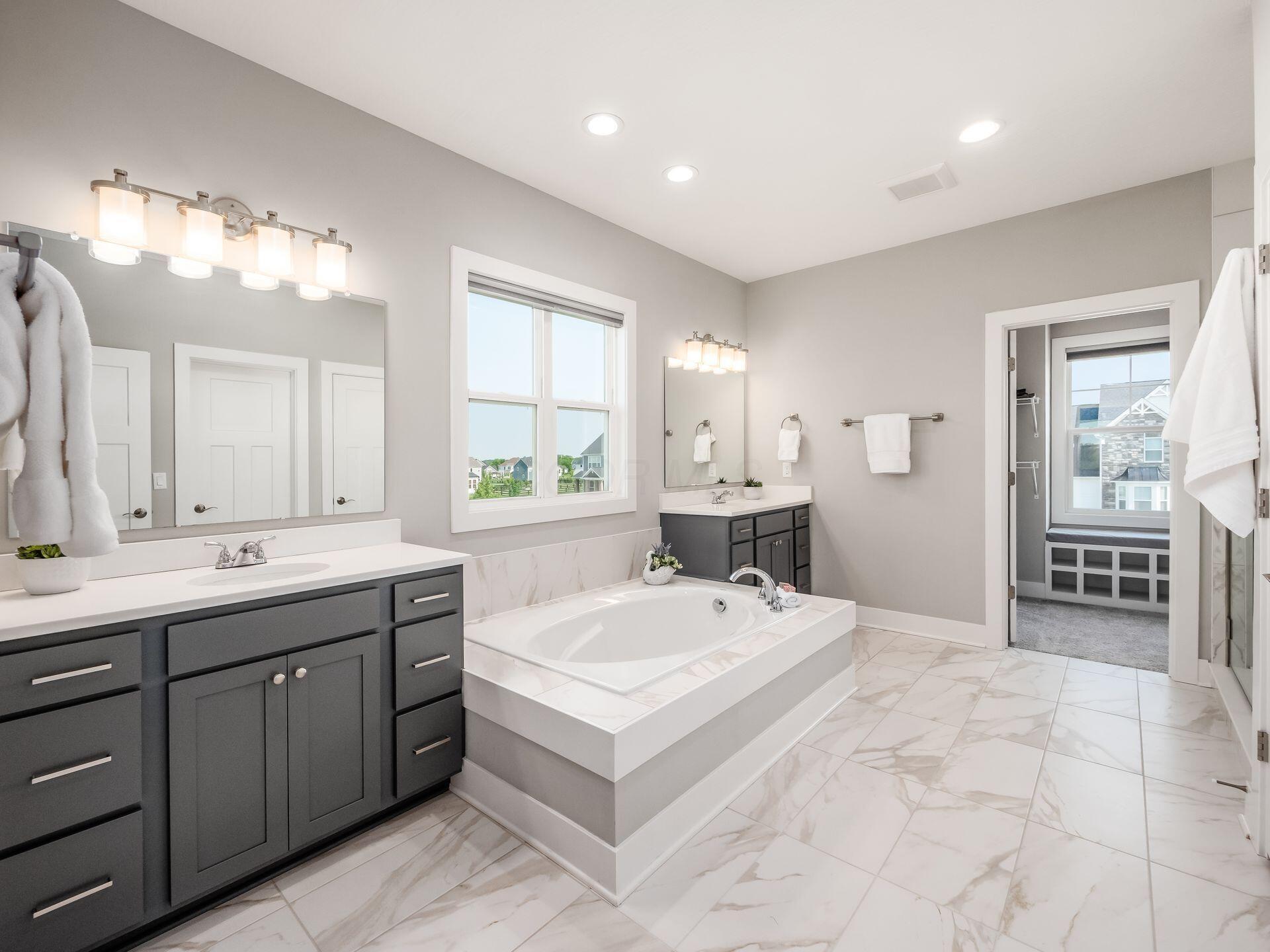 725 Royal Pines Drive