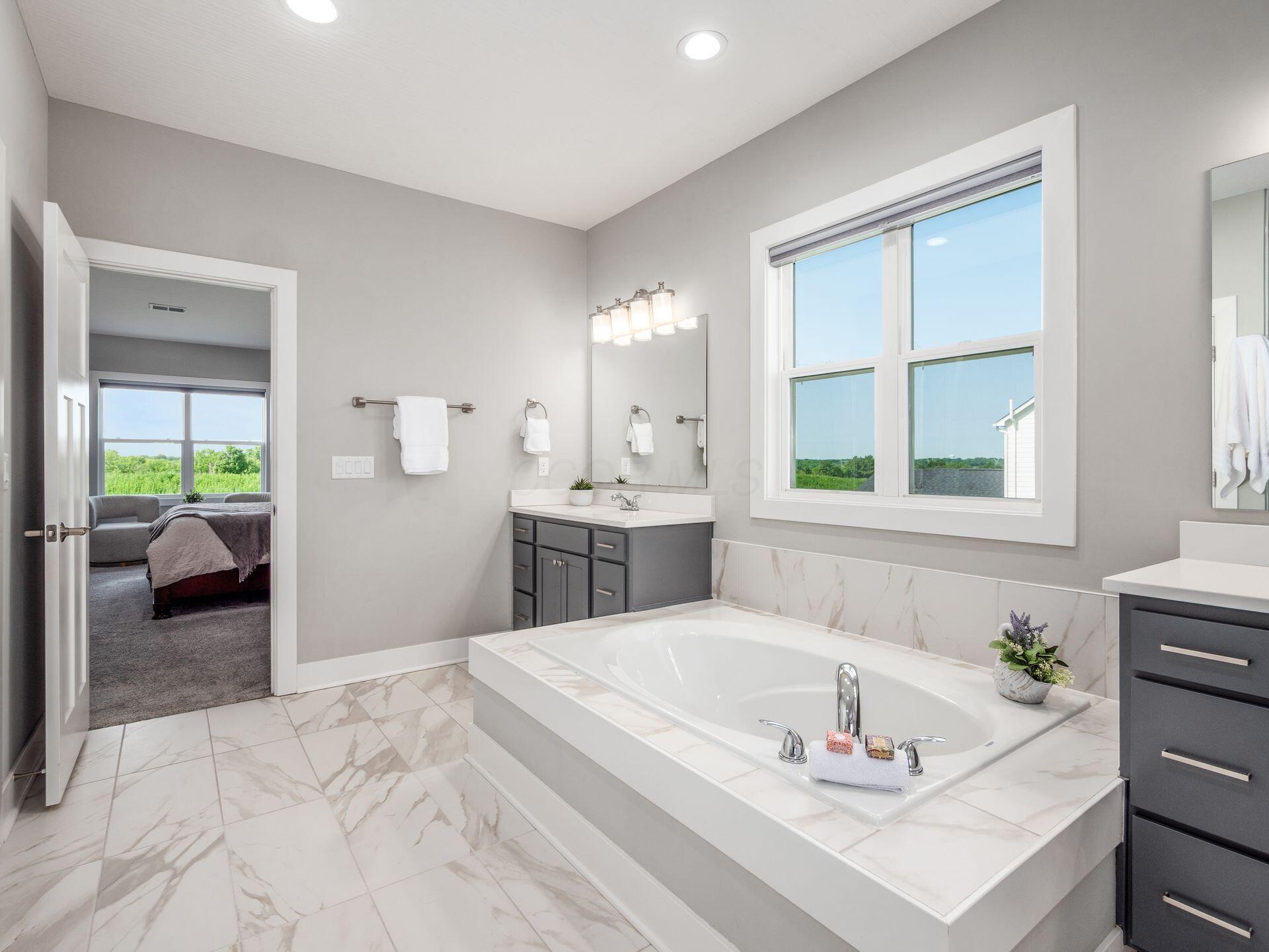 725 Royal Pines Drive