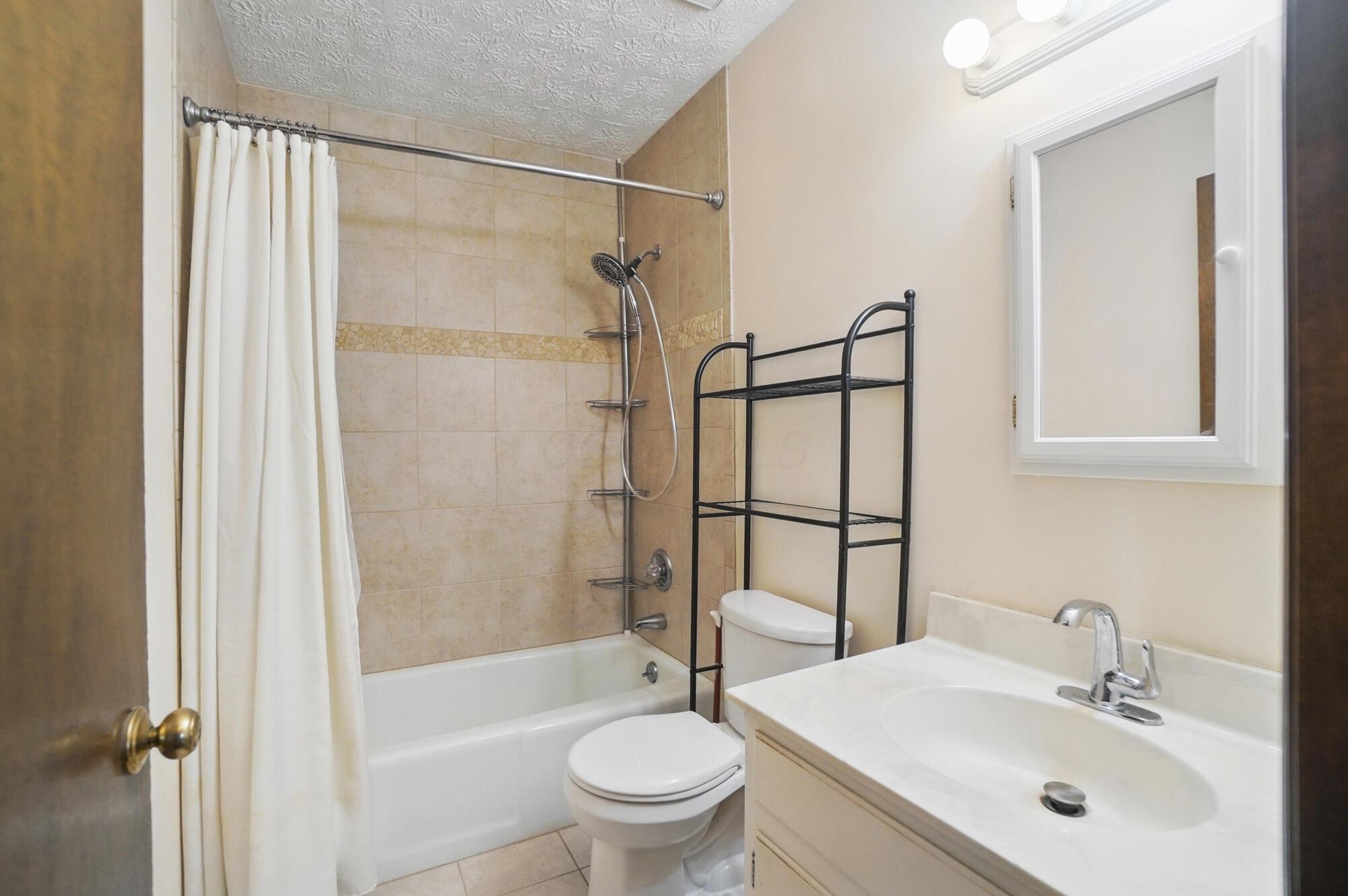 6841 Prior Place