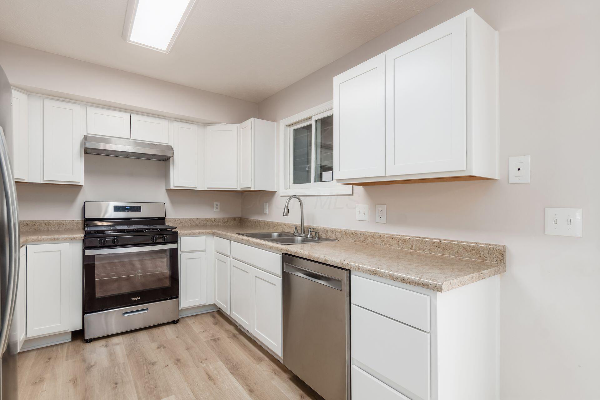 2353 Mccauley Court, 6