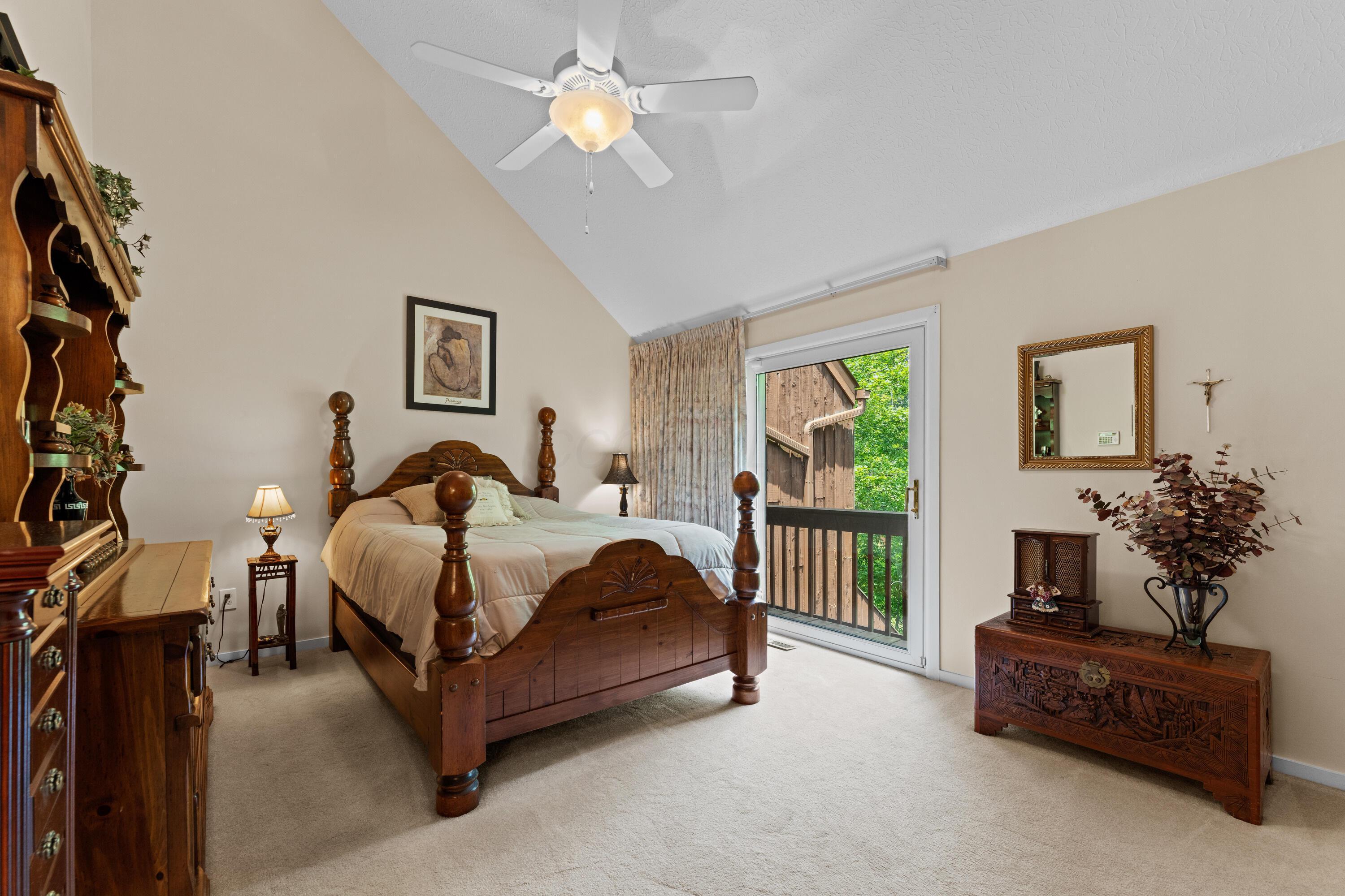 4960 Wintersong Lane