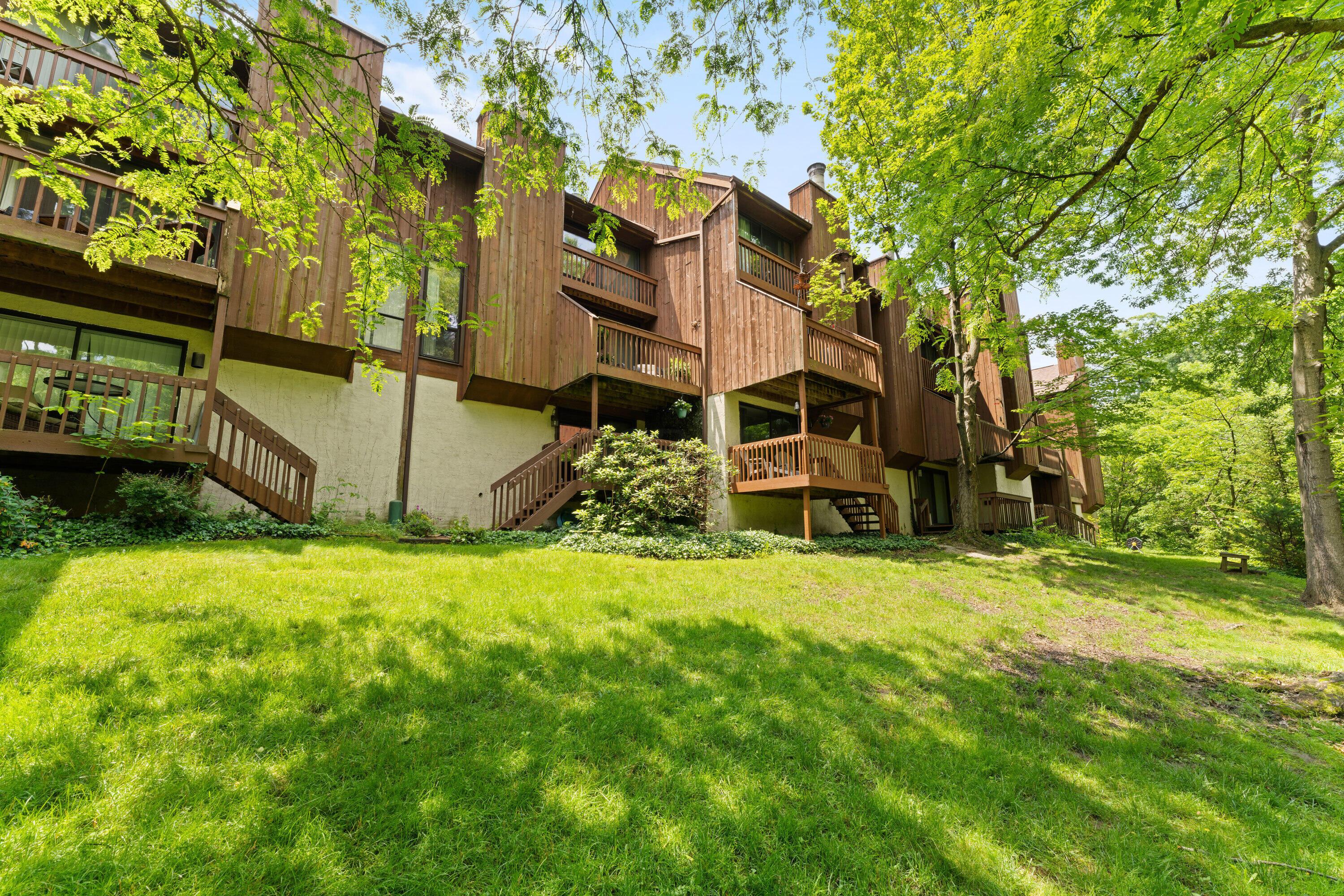 4960 Wintersong Lane