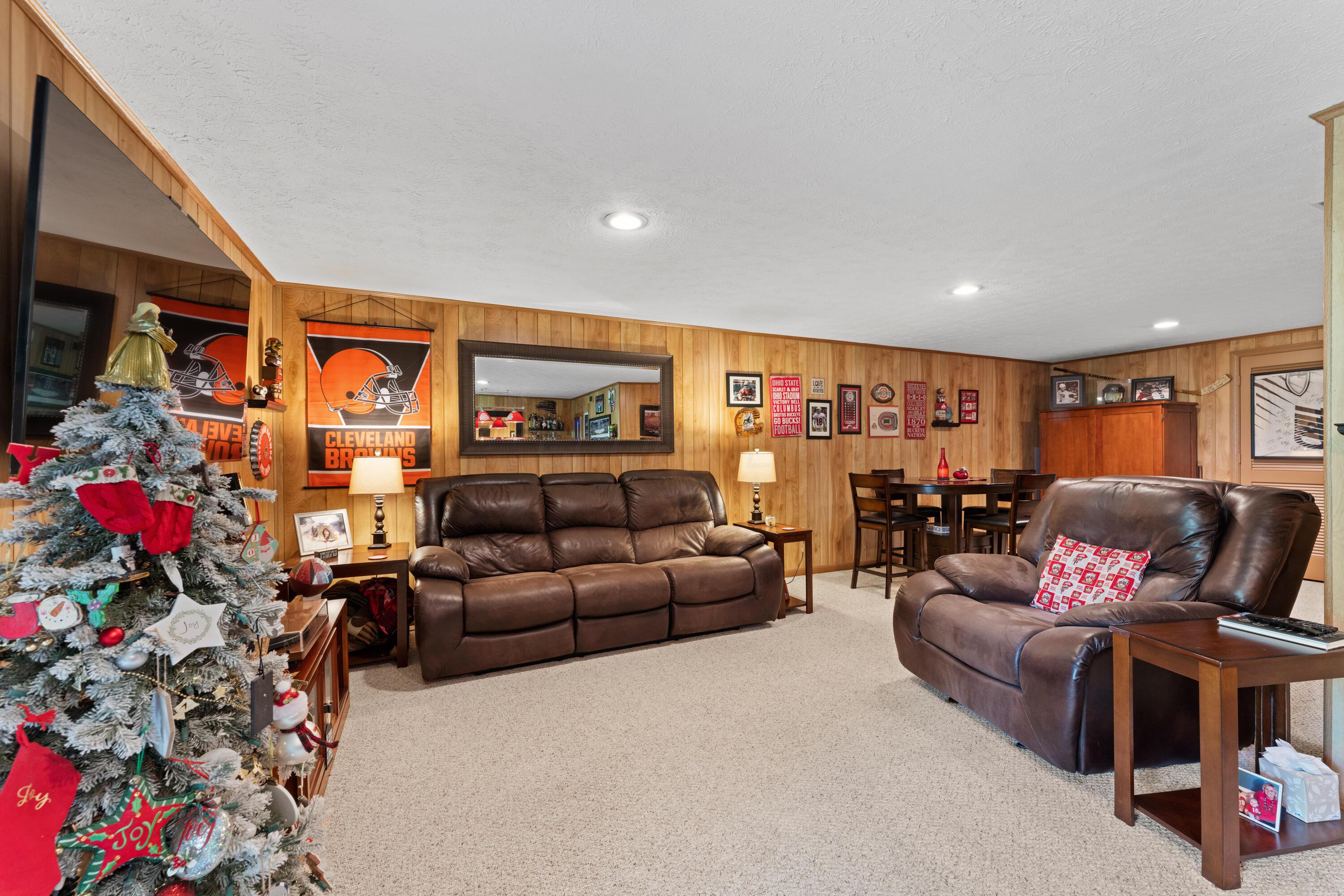 4960 Wintersong Lane