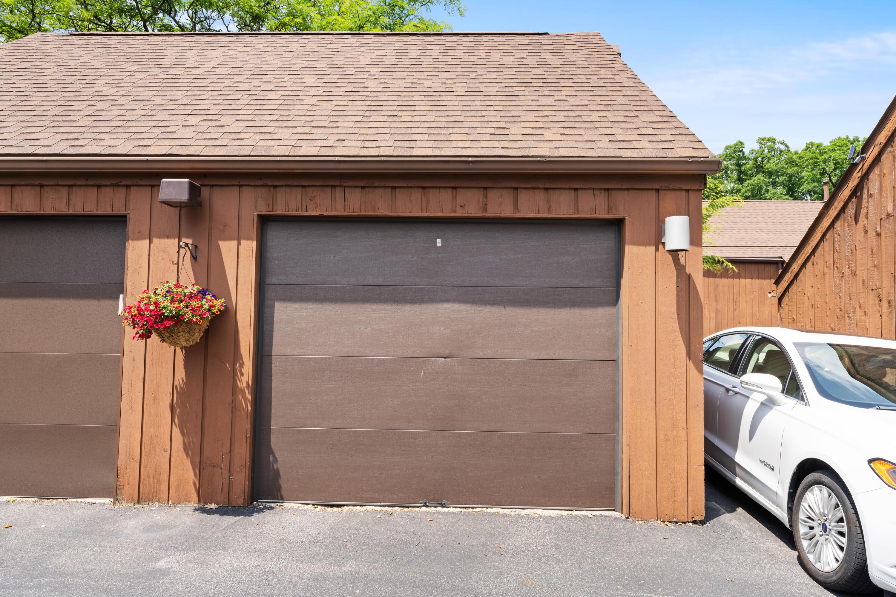 4960 Wintersong Lane