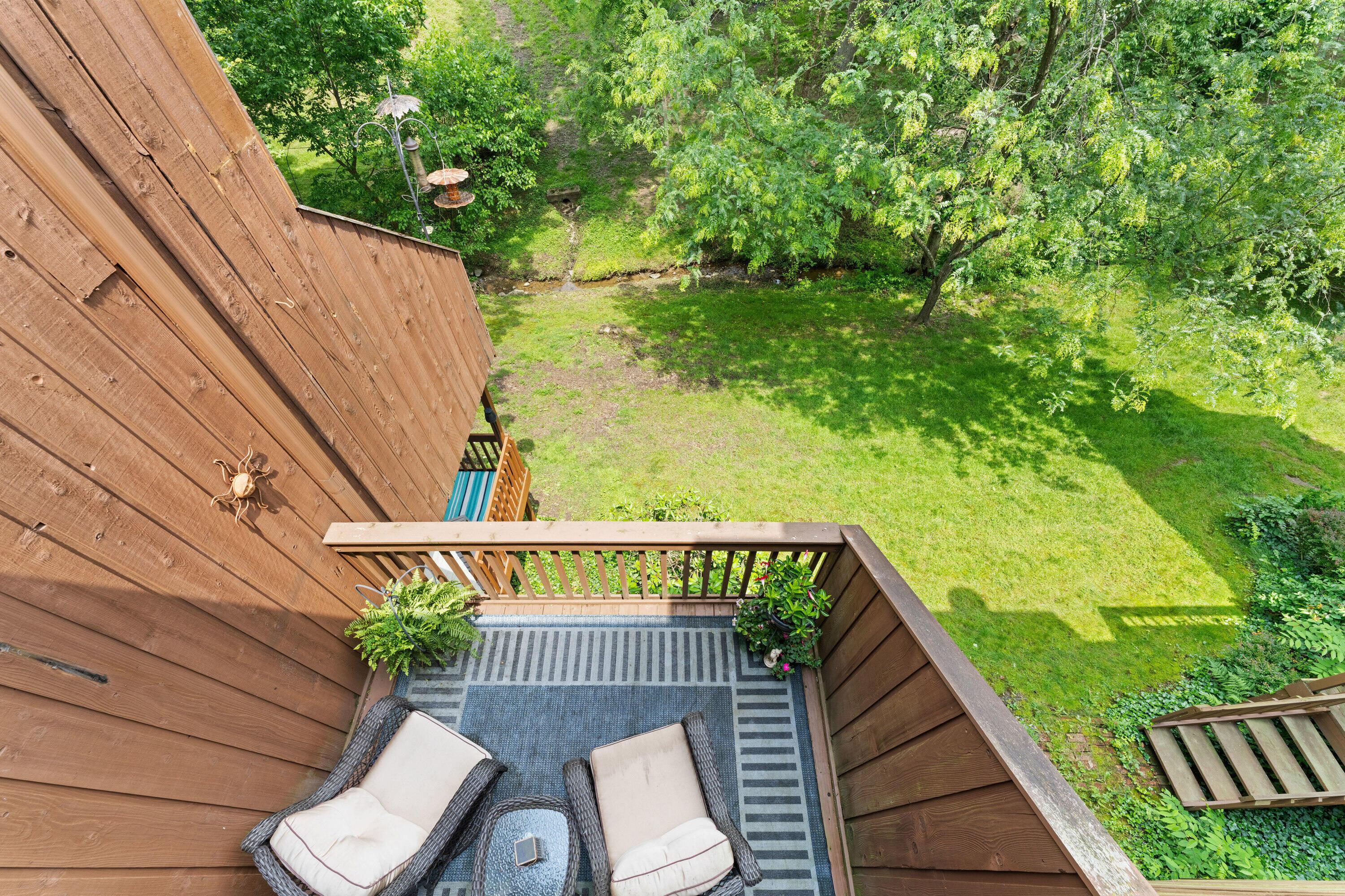 4960 Wintersong Lane
