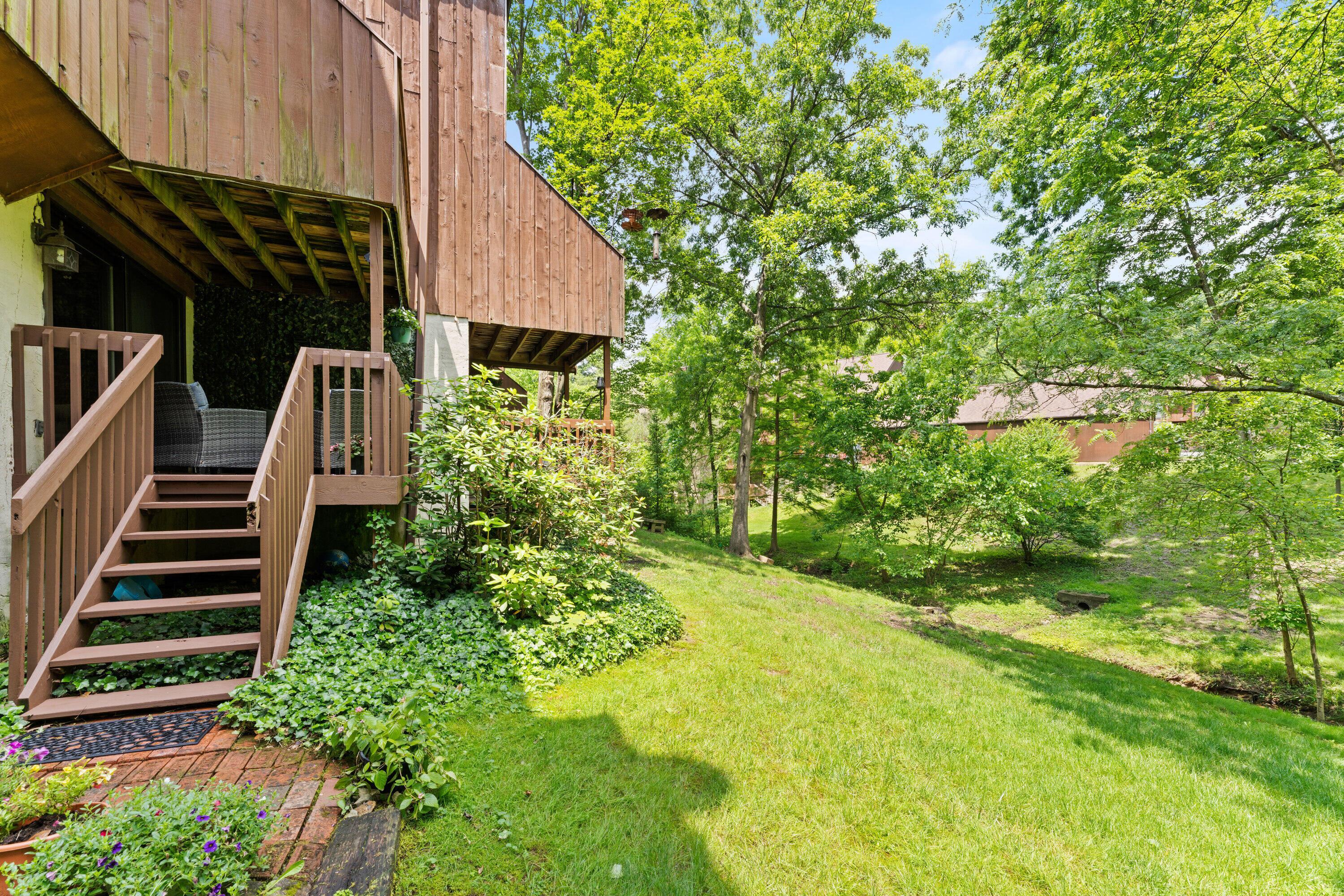 4960 Wintersong Lane
