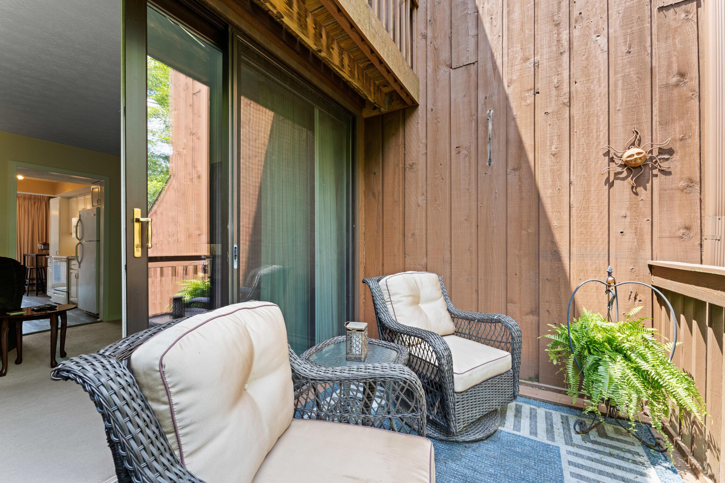 4960 Wintersong Lane
