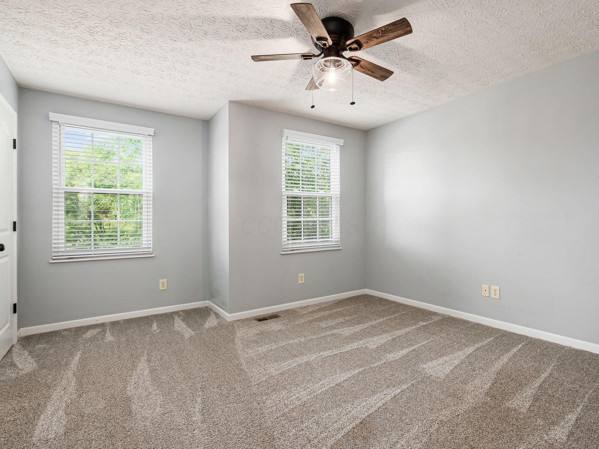 1911 Autumn Wind Drive