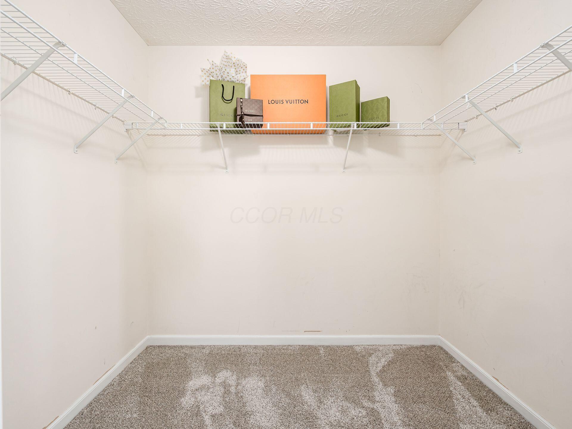 1911 Autumn Wind Drive