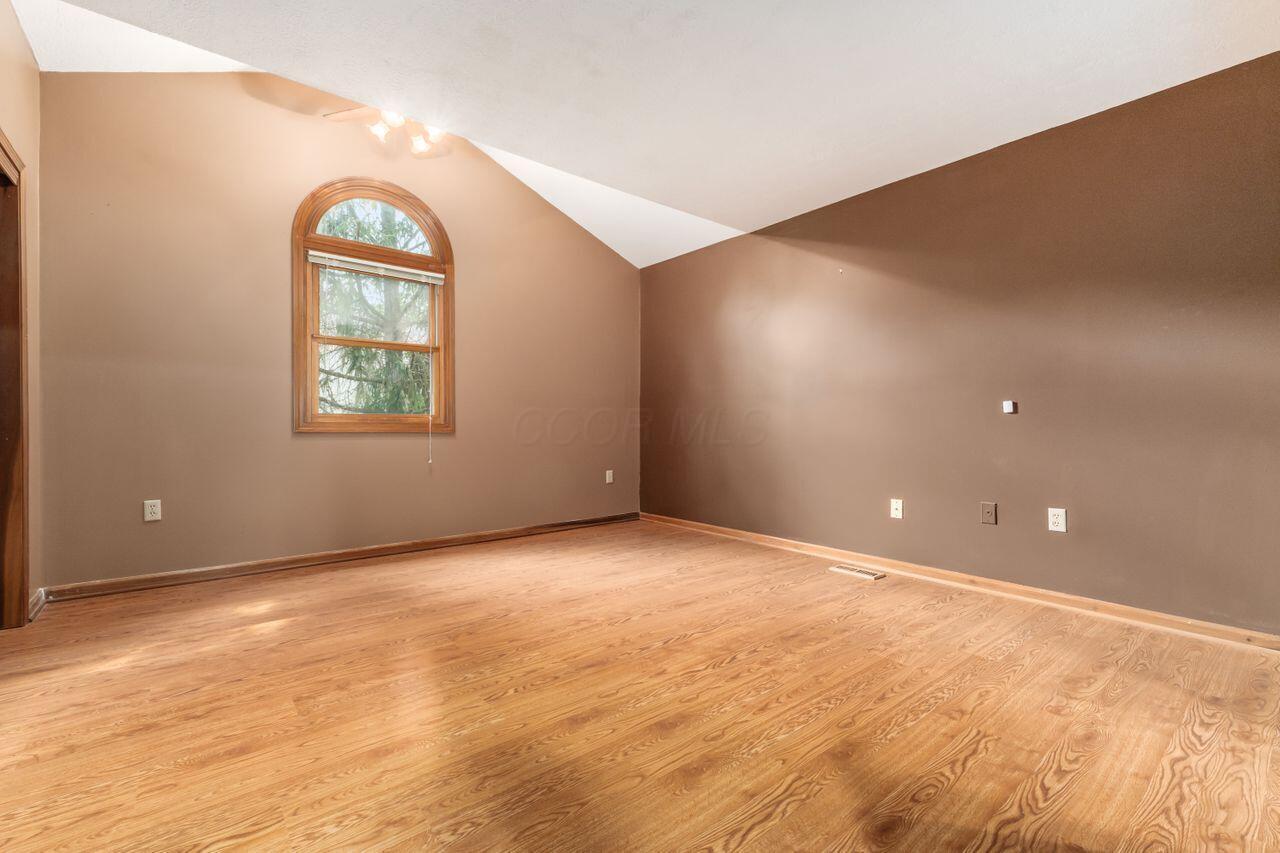 505 Spring Brook Court W