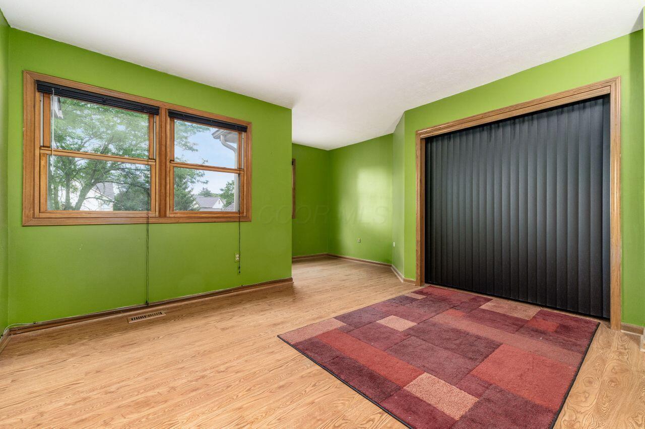 505 Spring Brook Court W