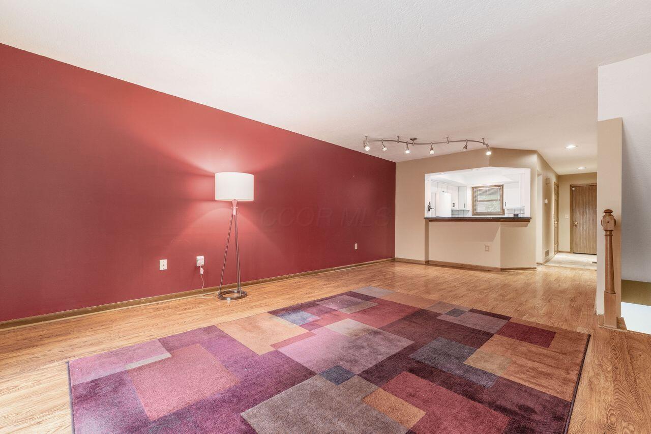 505 Spring Brook Court W