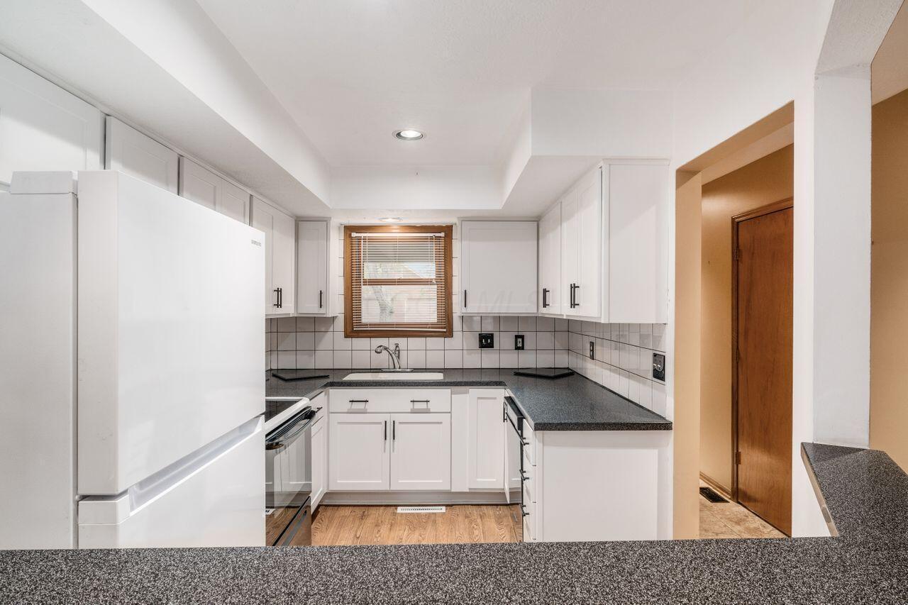 505 Spring Brook Court W