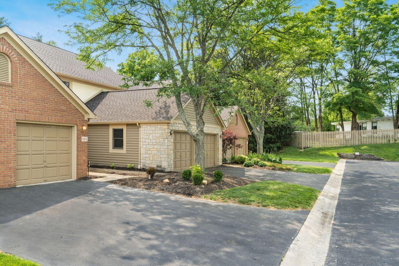 505 Spring Brook Court W