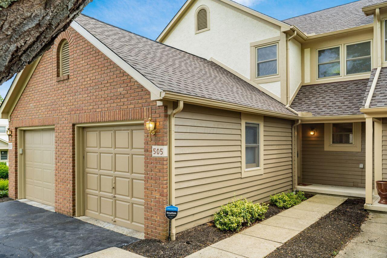 505 Spring Brook Court W