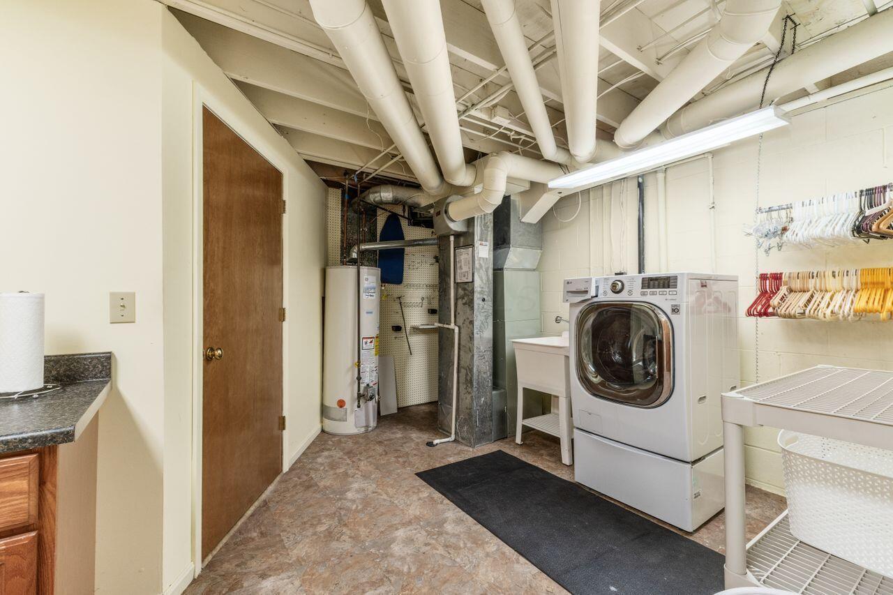 505 Spring Brook Court W