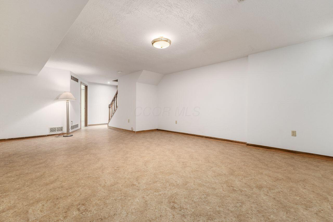 505 Spring Brook Court W