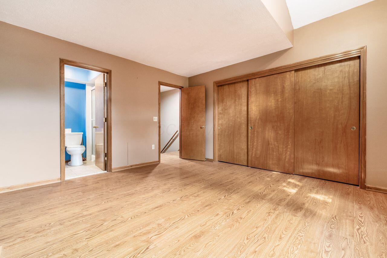 505 Spring Brook Court W