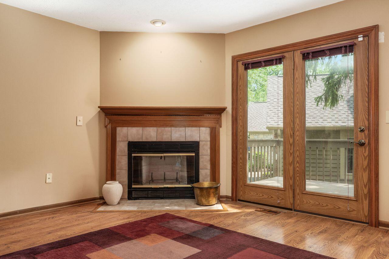 505 Spring Brook Court W